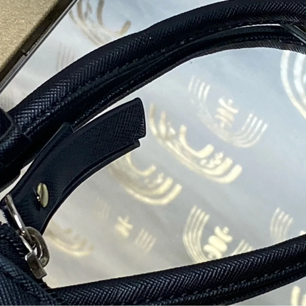 Nine West Black and Brown Circle Pattern Wristlet